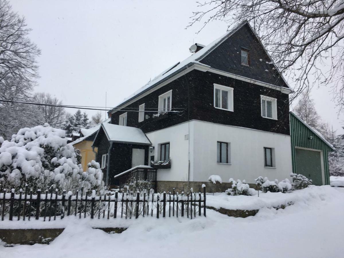 Guest House Luft Sneznik Buitenkant foto
